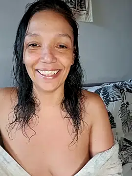 Snapshot of DaneLoveSexy chatting on 01-15-25, 10:27 DaneLoveSexy online show from 01-15-25, 10:27