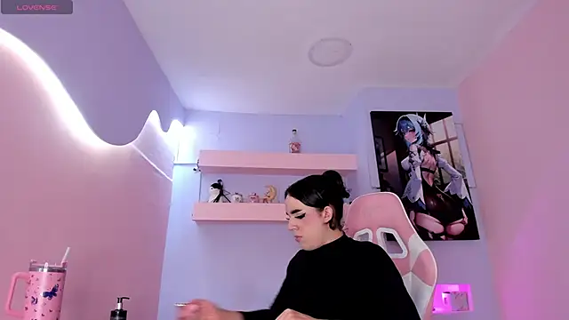 Snapshot of JustinePerry chatting on 03-02-25, 04:28 JustinePerry online show from 03-02-25, 04:28