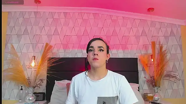 JustinePerry online show from 02-16-26, 04:19