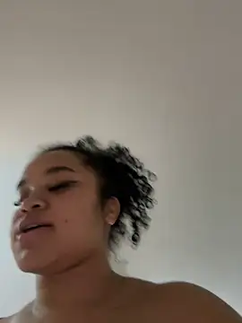 Lucy wilson5 online show from 12-14-24, 09:29