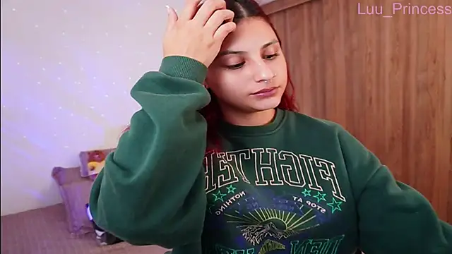 Luu Princess online show from 12-11-24, 01:37