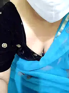 Snapshot of aliseanu chatting on 12-24-24, 02:54 aliseanu online show from 12-24-24, 02:54