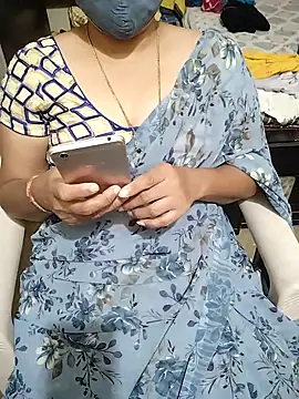 Snapshot of aliseanu chatting on 02-12-25, 12:33 aliseanu online show from 02-12-25, 12:33