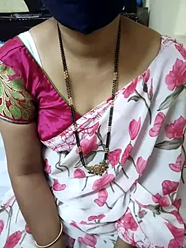 Snapshot of aliseanu chatting on 09-24-25, 04:54 aliseanu online show from 09-24-25, 04:54