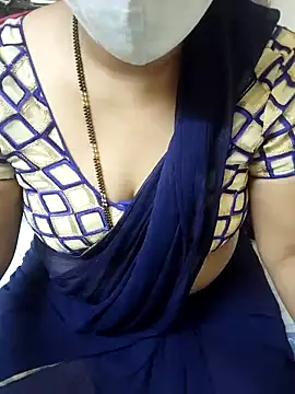 Snapshot of aliseanu chatting on 10-09-25, 06:17 aliseanu online show from 10-09-25, 06:17