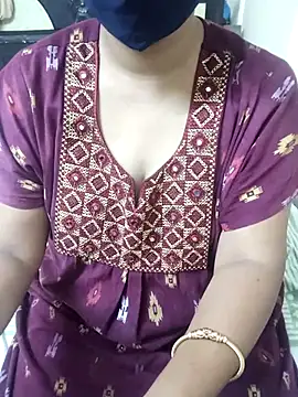 Snapshot of aliseanu chatting on 11-01-25, 06:43 aliseanu online show from 11-01-25, 06:43