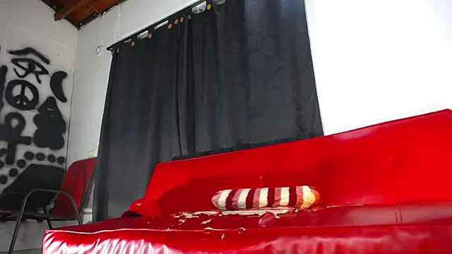 Snapshot of Dexter-T chatting on 01-05-25, 02:17 Dexter-T online show from 01-05-25, 02:17