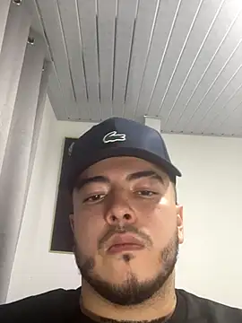 Snapshot of Dexter-T chatting on 11-09-25, 11:47 Dexter-T online show from 11-09-25, 11:47