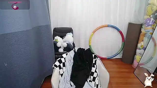 Snapshot of CN-Doudou chatting on 10-01-25, 01:22 CN-Doudou online show from 10-01-25, 01:22