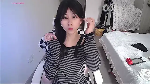 CN-Doudou online show from 04-13-26, 03:23