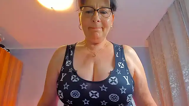 sweetangell69  online show from 06-18-26, 03:07