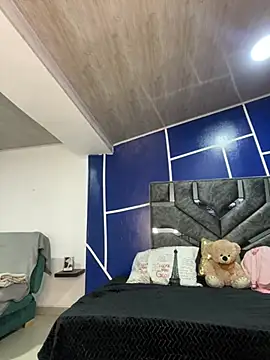 Snapshot of angel_natural chatting on 02-26-25, 01:11 angel natural online show from 02-26-25, 01:11