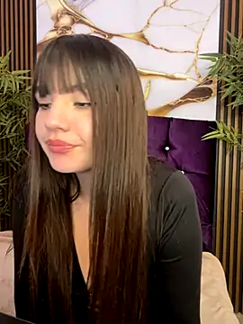 Snapshot of angel_natural chatting on 09-29-25, 07:19 angel natural online show from 09-29-25, 07:19