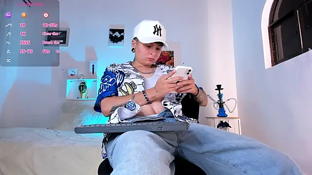ZuryRamirez  online show from 07-10-26, 11:40