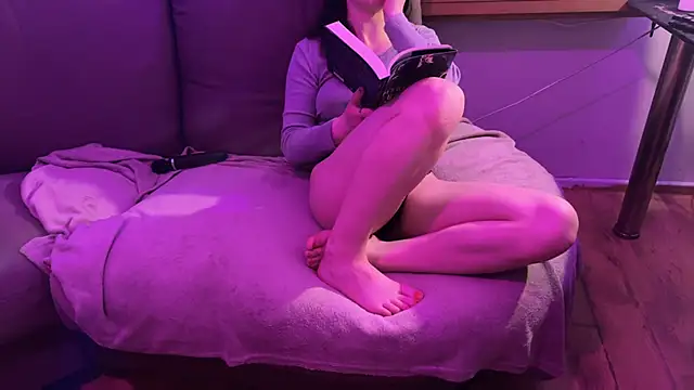 Snapshot of MiliExteraaa chatting on 03-10-25, 12:07 MiliExteraaa online show from 03-10-25, 12:07