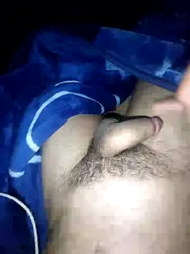Snapshot of ch___ro69 chatting on 12-23-24, 02:35 ch ro69 online show from 12-23-24, 02:35
