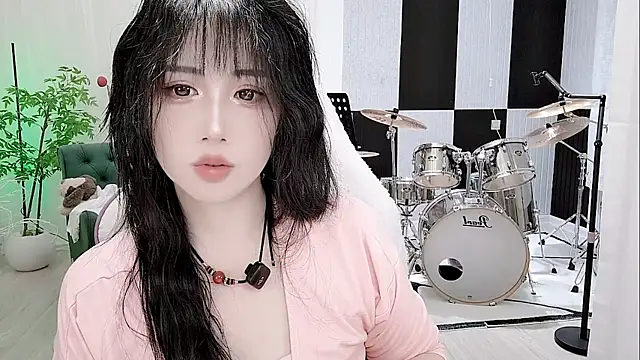 Snapshot of Vaness-a chatting on 10-01-25, 04:24 Vaness-a online show from 10-01-25, 04:24