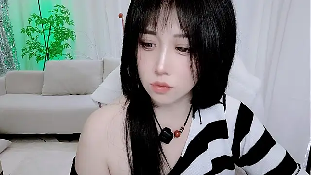 Snapshot of Vaness-a chatting on 11-14-25, 03:11 Vaness-a online show from 11-14-25, 03:11