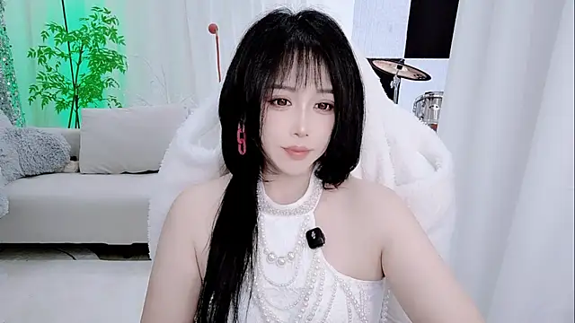 Snapshot of Vaness-a chatting on 11-23-25, 11:54 Vaness-a online show from 11-23-25, 11:54