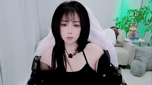 Snapshot of Vaness-a chatting on 02-15-26, 10:58 Vaness-a online show from 02-15-26, 10:58