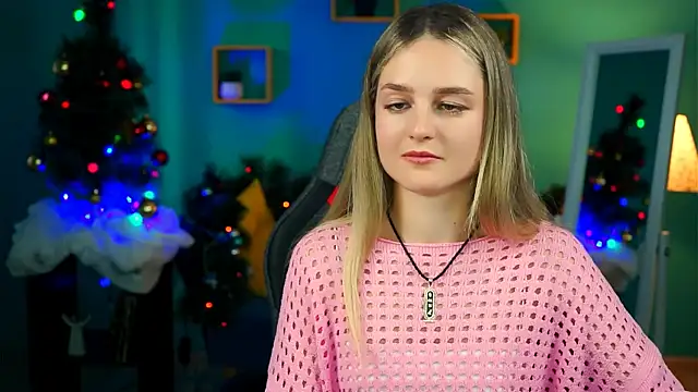 DeboraLarson online show from 12-17-24, 10:01