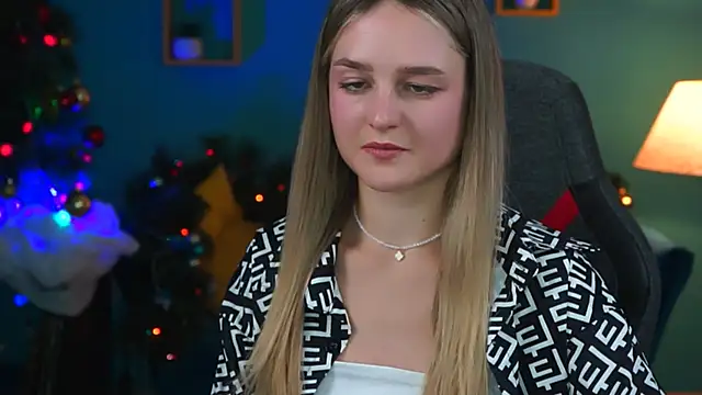 DeboraLarson online show from 12-20-24, 07:12