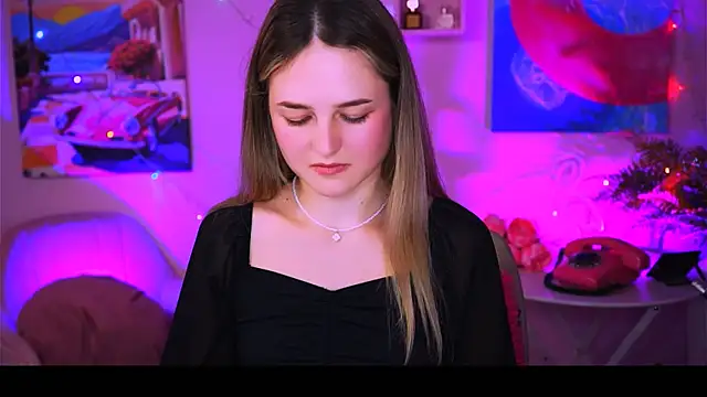 DeboraLarson online show from 01-12-25, 07:11