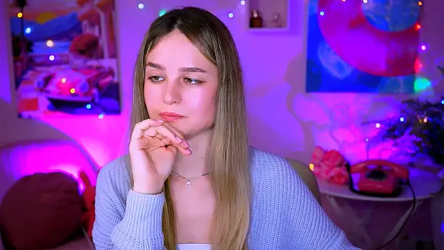 DeboraLarson online show from 02-07-25, 09:47