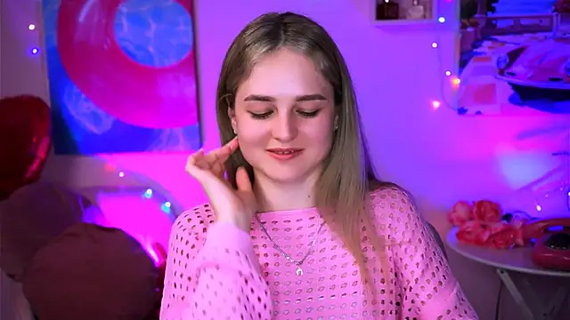 DeboraLarson online show from 03-05-25, 10:43