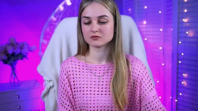 DeboraLarson online show from 03-19-25, 10:22