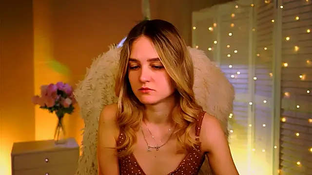 Snapshot of DeboraLarson chatting on 02-09-26, 03:32 DeboraLarson online show from 02-09-26, 03:32