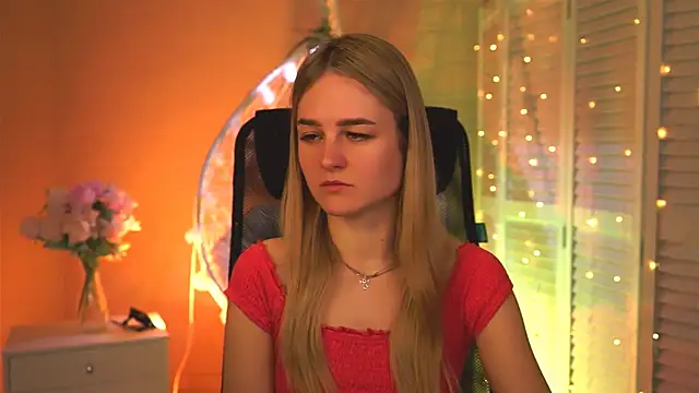 Snapshot of DeboraLarson chatting on 03-10-26, 04:06 DeboraLarson online show from 03-10-26, 04:06