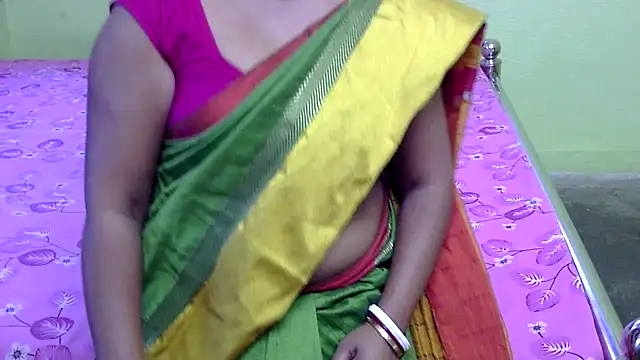 Couple For You18 online show from 03-11-25, 02:21