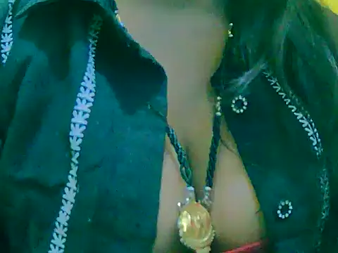 Snapshot of LOVE-SUSHILA chatting on 02-12-25, 07:44 LOVE-SUSHILA online show from 02-12-25, 07:44