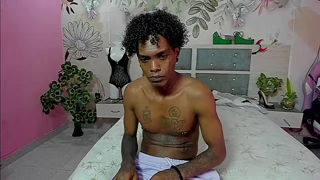 bigblackhotx1 online show from 01-05-26, 08:34