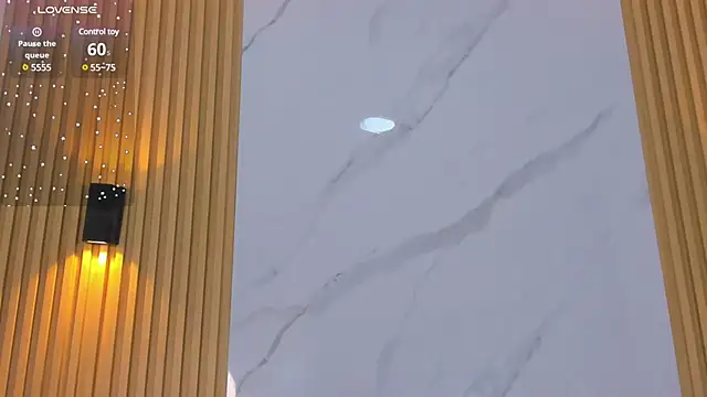 Snapshot of miss_Ari chatting on 03-04-25, 09:22 miss Ari online show from 03-04-25, 09:22