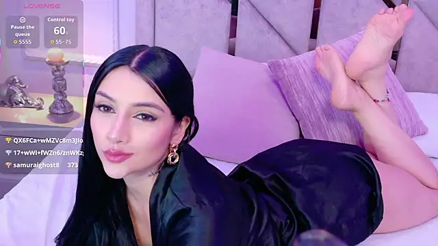 Snapshot of Harper-Avary chatting on 01-07-26, 02:52 Harper-Avary online show from 01-07-26, 02:52