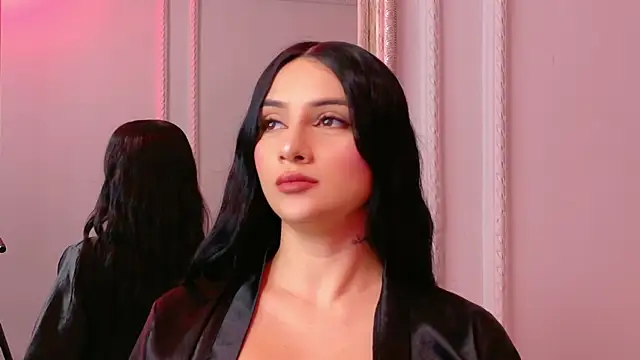 Snapshot of Harper-Avary chatting on 02-16-26, 02:13 Harper-Avary online show from 02-16-26, 02:13