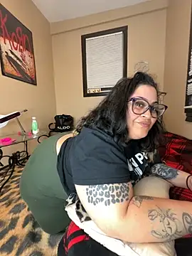 tillymarie34 online show from 06-12-26, 02:54