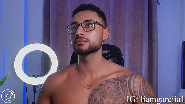 Snapshot of LiamGarcia1 chatting on 03-20-25, 01:59 LiamGarcia1 online show from 03-20-25, 01:59