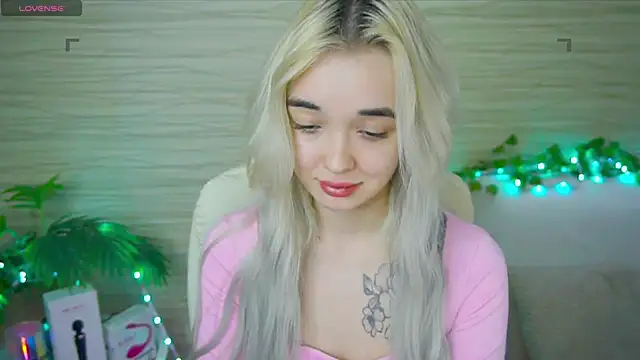 Ashley S online show from 02-26-25, 02:15