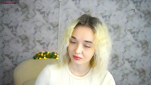 Ashley S online show from 04-28-26, 10:15