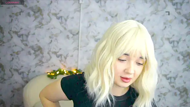 Ashley S online show from 06-06-26, 10:25