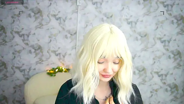 Ashley S online show from 06-07-26, 10:13
