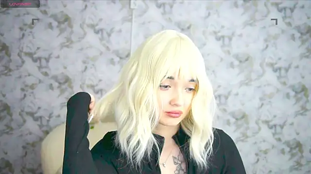Ashley S online show from 06-08-26, 01:28