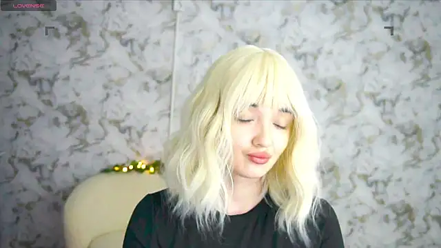 Snapshot of Ashley_S chatting on 06-16-26, 10:23 Ashley S online show from 06-16-26, 10:23