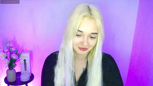 Snapshot of Ashley_S chatting on 07-12-26, 10:12 Ashley S online show from 07-12-26, 10:12