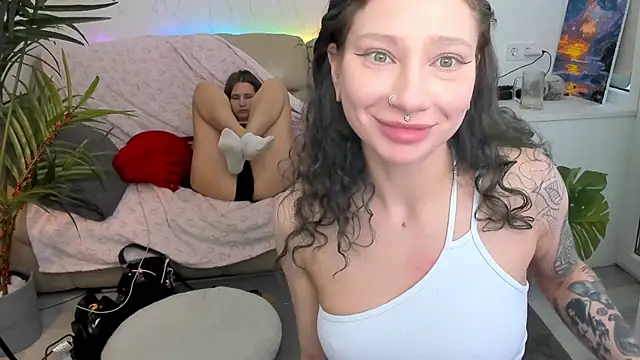 HotCaramellsTV online show from 03-18-25, 12:36