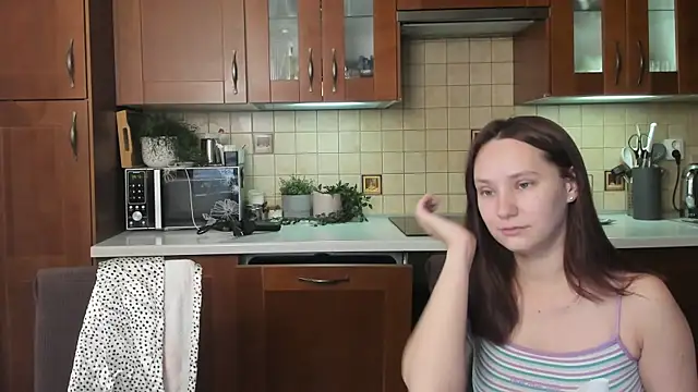 HotCaramellsTV online show from 06-22-26, 08:22