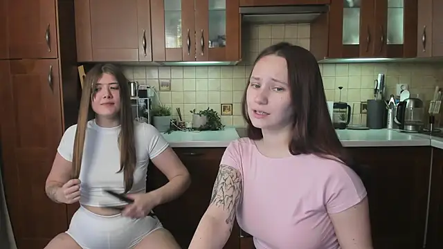 HotCaramellsTV online show from 07-11-26, 07:44
